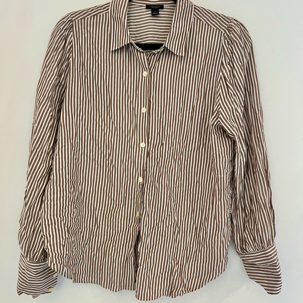 ✅ Ann Taylor medium tan stripe Casual Button Down Shirt blouse silky top soft